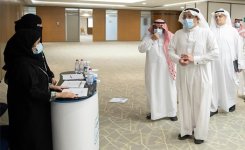 زيارة وزير التعليم لـ مركز تقديم لقاحات فيروس كورونا بمقر ديوان الوزارة