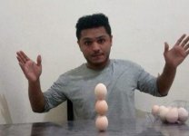 شاب اليمني على لقب ملك التوازن من "غينيس"