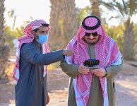 مواطن ينجح في استنبات 15 نوعاً من النباتات البرية