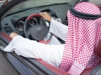 السبب وراء ارتفاع أسعار السيارات في السعودية عام 2022