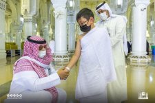 تفعّل برنامجاً لاستقبال أطفال المعتمرين وتوزيع أساور عليهم لتفادي ضياعهم