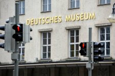 منحة Deutsches Museum للدراسة في المانيا 2022