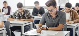 نصائح لمنع الانهيار العصبي في امتحانات الثانوية العامة.jpg نصائح لمنع الانهيار العصبي في امتحانات الثانوية العامة.jpg